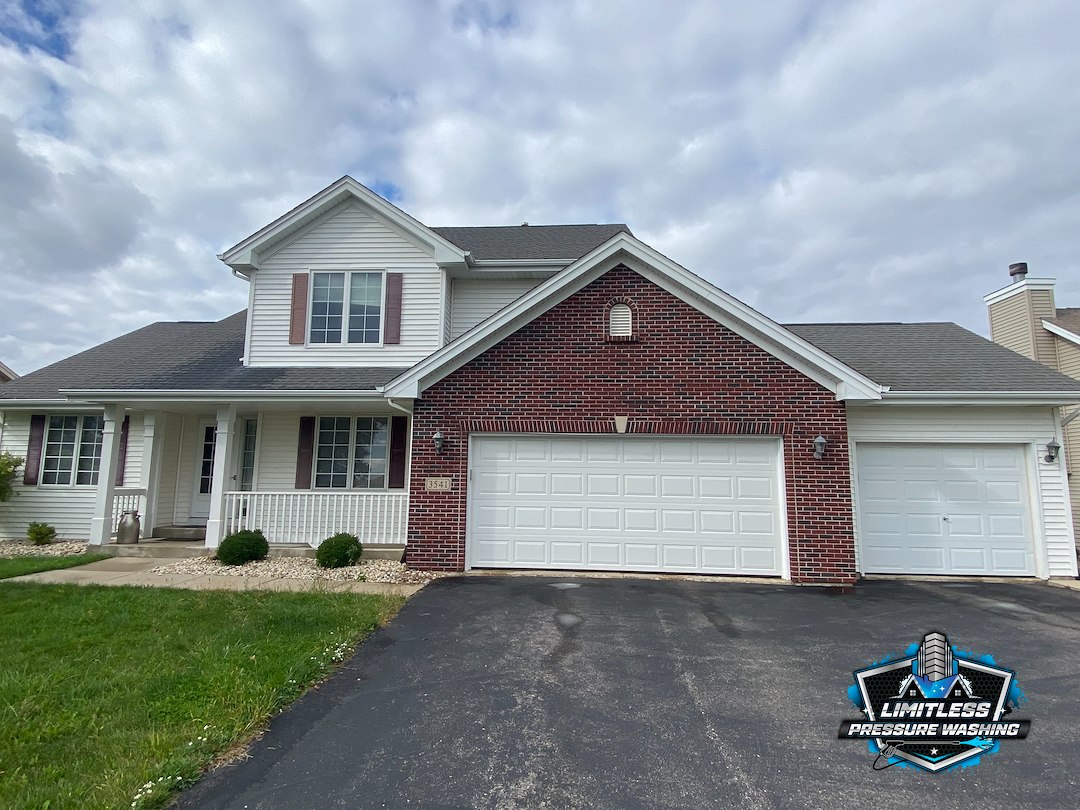House and Concrete Washing in Beloit, WI