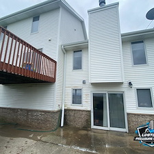 House-and-Concrete-Washing-in-Beloit-WI 2